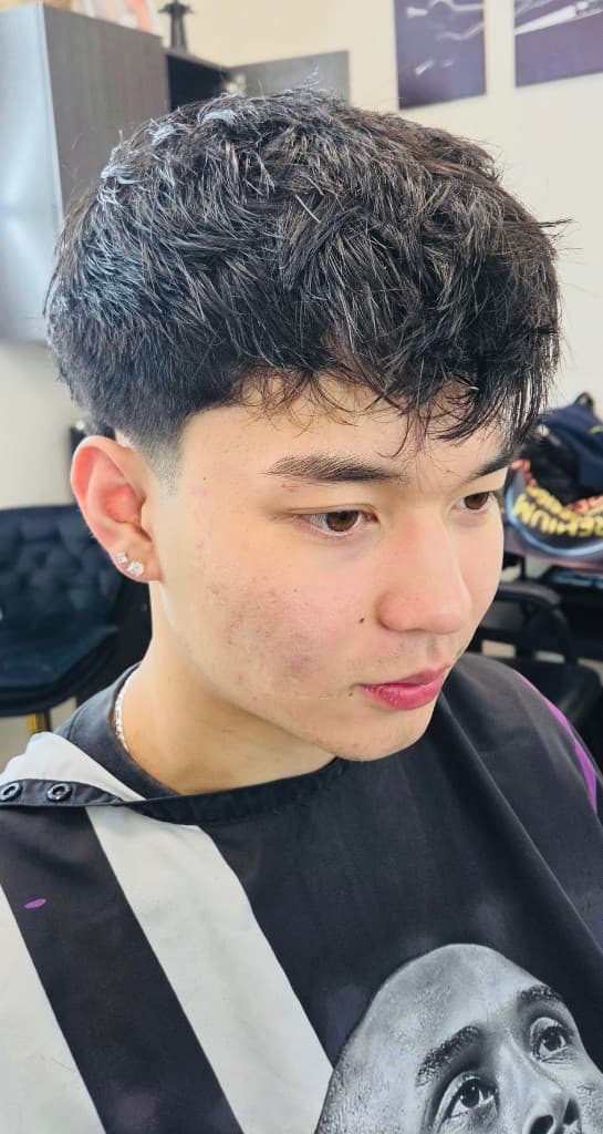 Modern textured fringe haircut